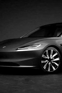 TESLA Model 3 Long Range